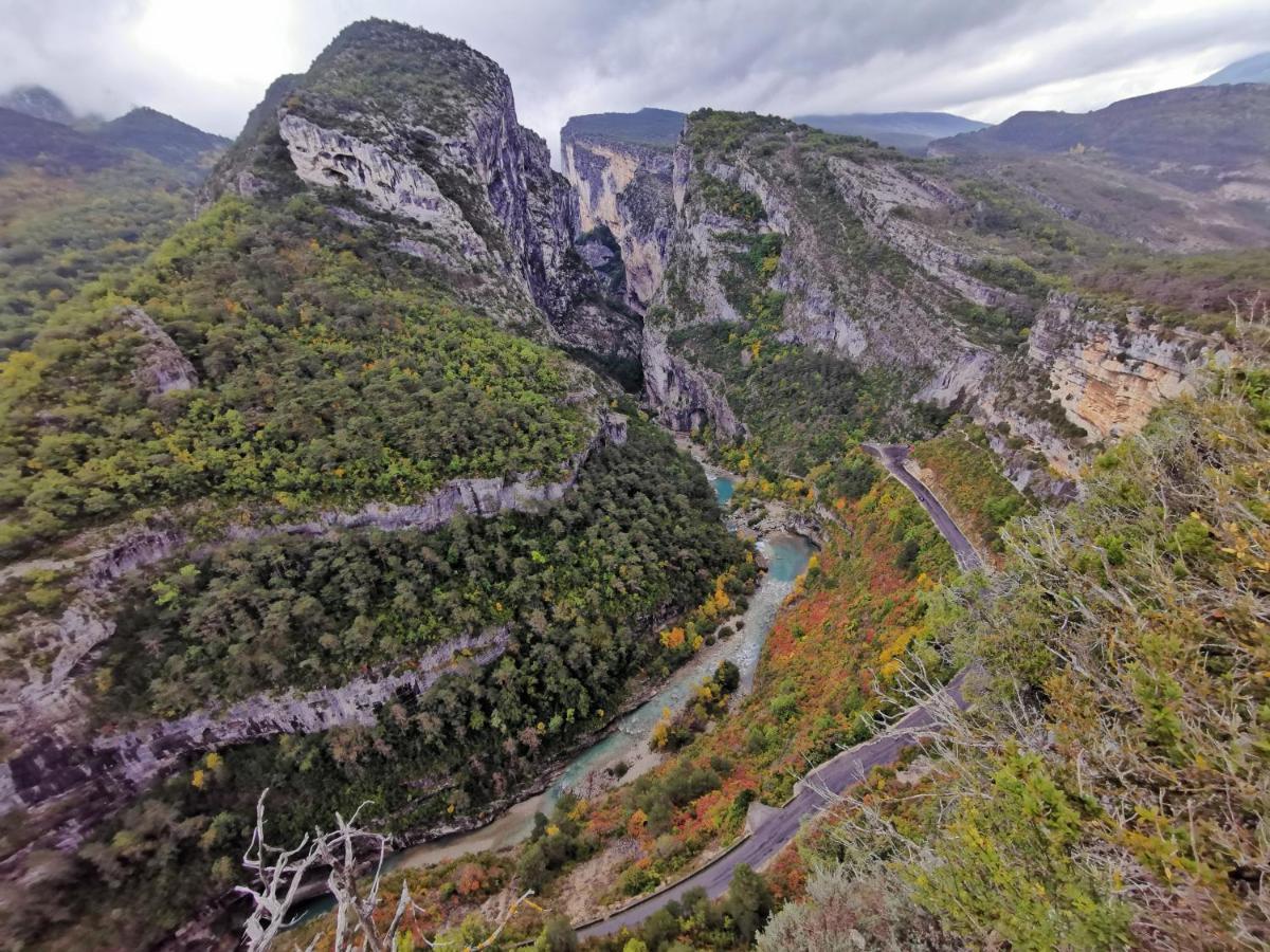 La Peyregoune, Logement En Pleine Nature Et Table D'Hotes Blieux Luaran gambar