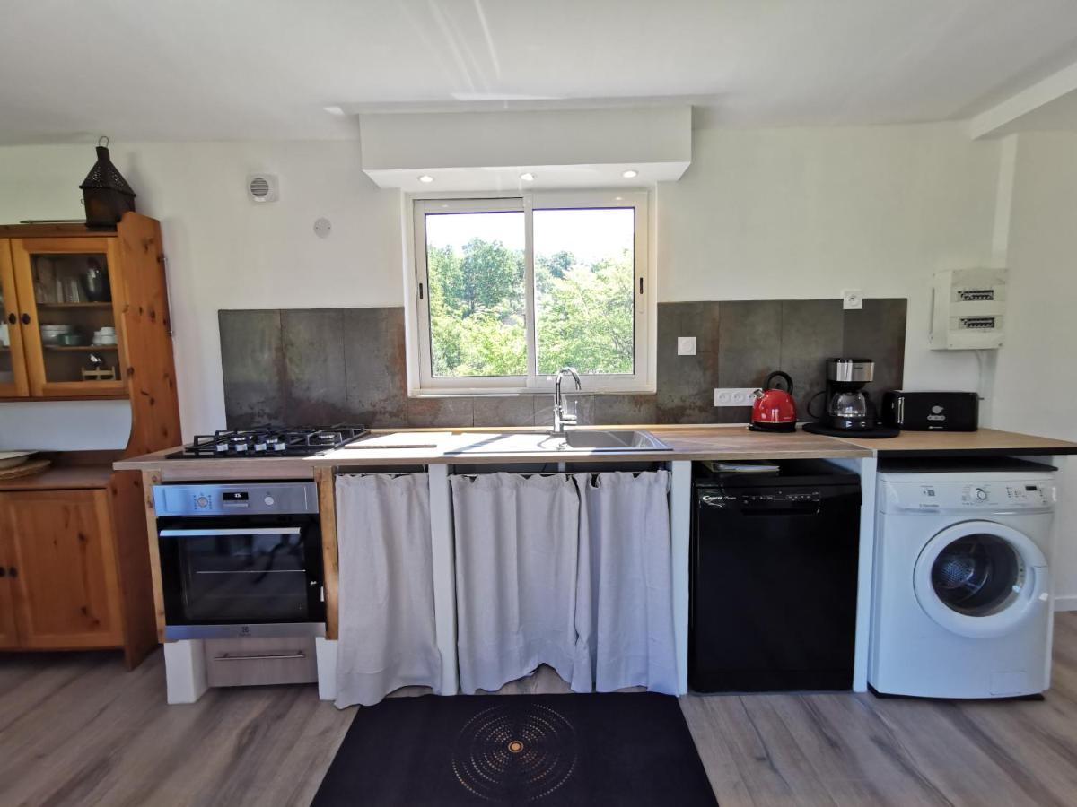 La Peyregoune, Logement En Pleine Nature Et Table D'Hotes Blieux Luaran gambar