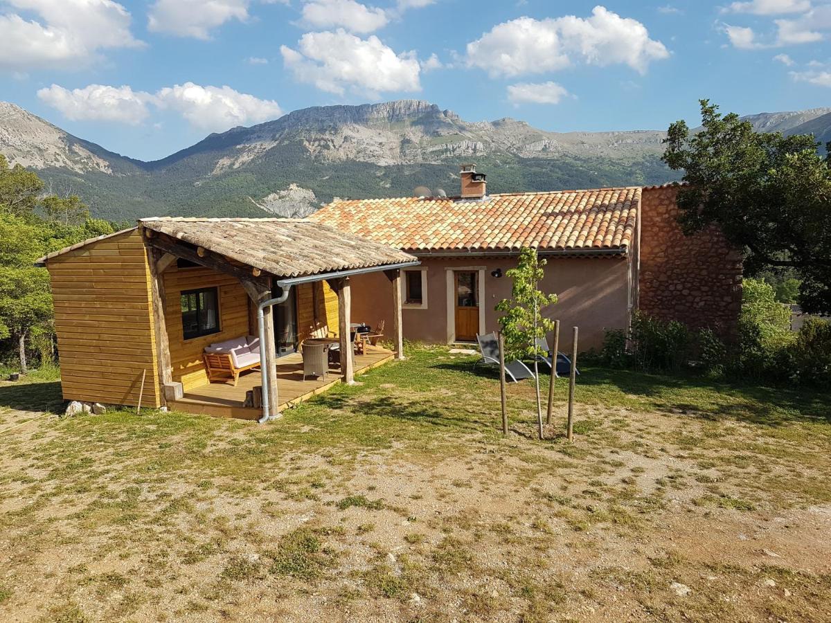 La Peyregoune, Logement En Pleine Nature Et Table D'Hotes Blieux Luaran gambar